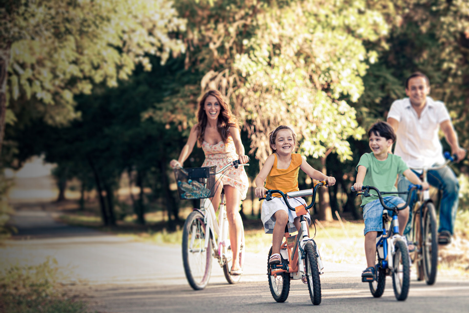 famiglia in bici roma